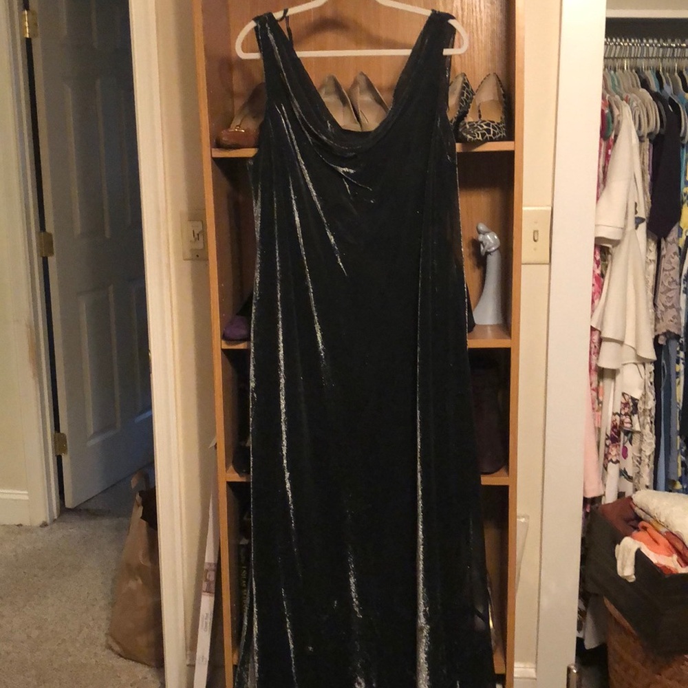 Black sparkle evening dress